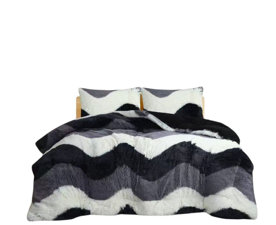 COBERTOR DE INVIERNO PELUDO CON DISEÑO 2P GRIS-0