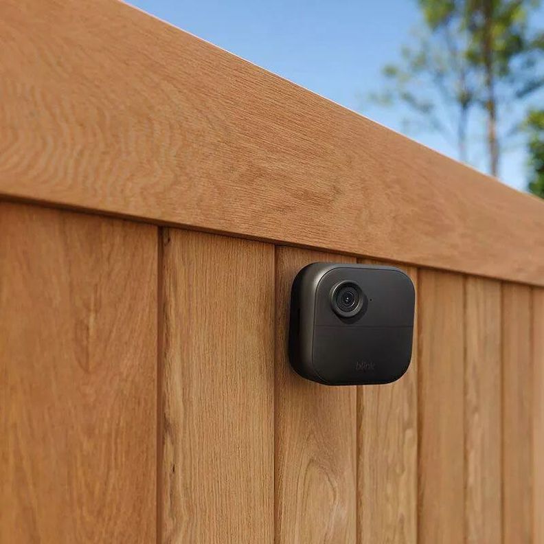 Cámaras de Seguridad Blink Outdoor 4 - 5 Unidades + Modulo Sync 2-3