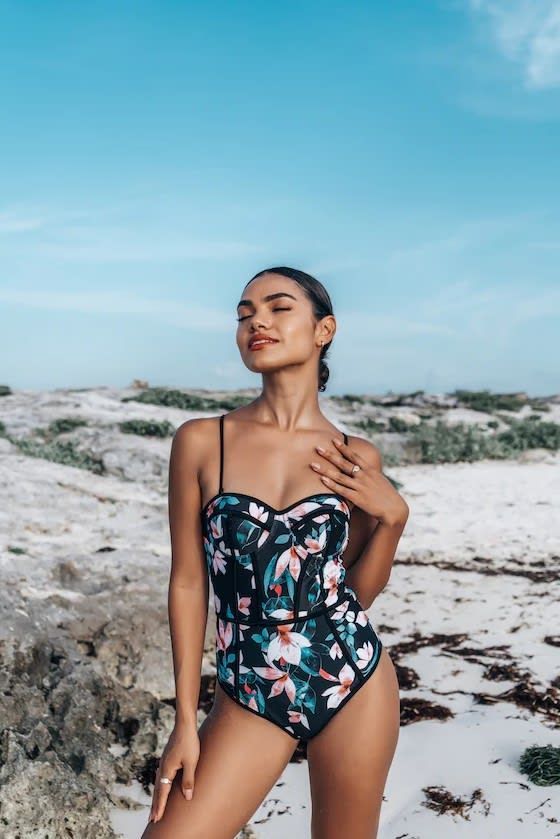 Traje de Baño Entero Clásico Corset Floral-0