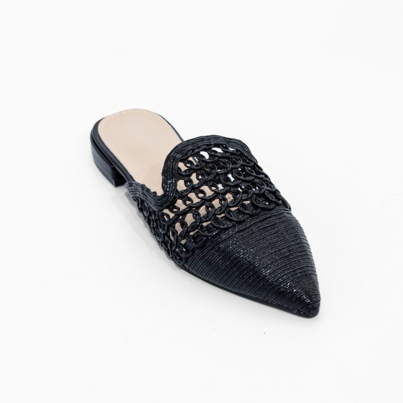 Puntilla Tejida Perforaciones Negro Mailea-1