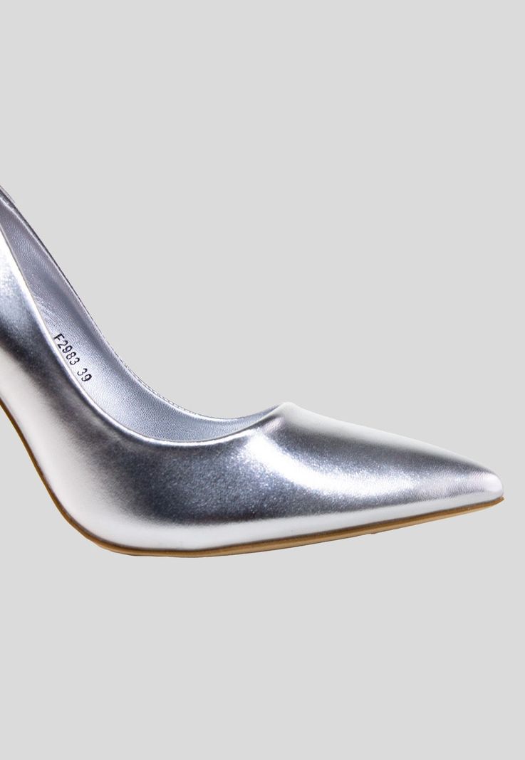 Stiletto cerrado liso Plata-2