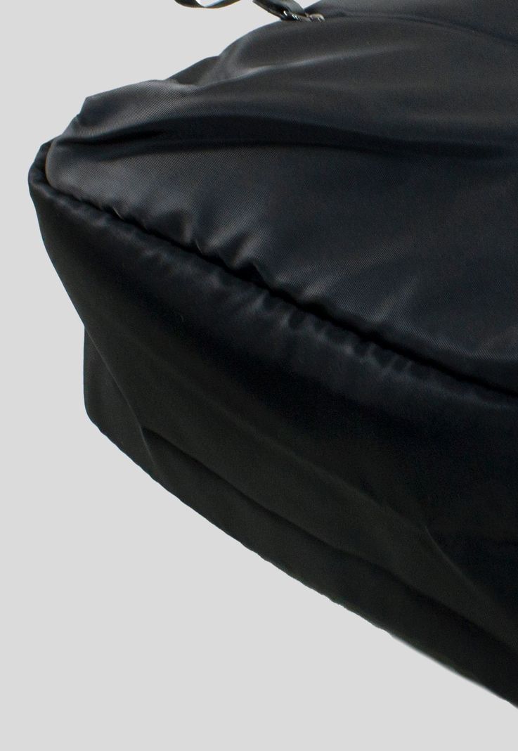 Mochila Grande Porta PC Negro-4