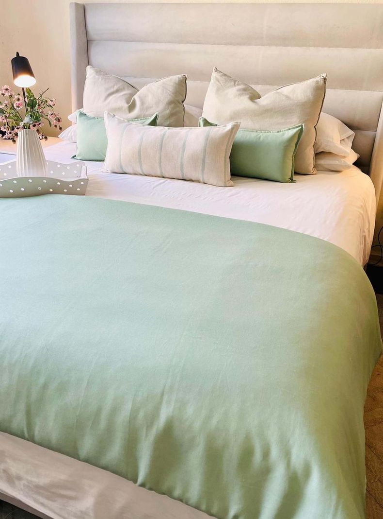 Set Piecera Menta 90 x 260 + 2 cojines 50 x 30 cm Antonia Paz-1