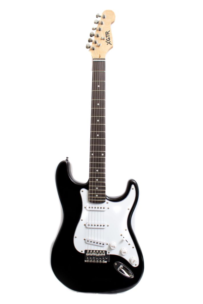 Guitarra Eléctrica Stratocaster Negra ST111-BK XGTR-0