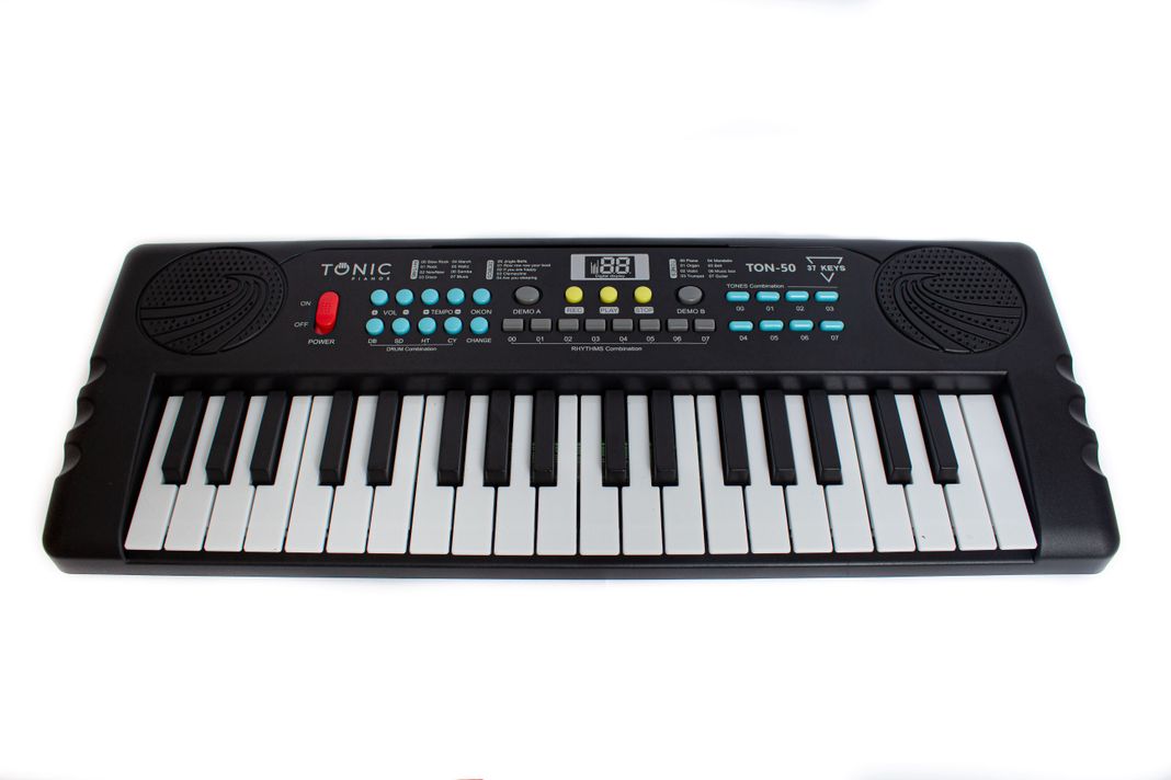 Teclado Tonic de 37 Teclas TON-50-0
