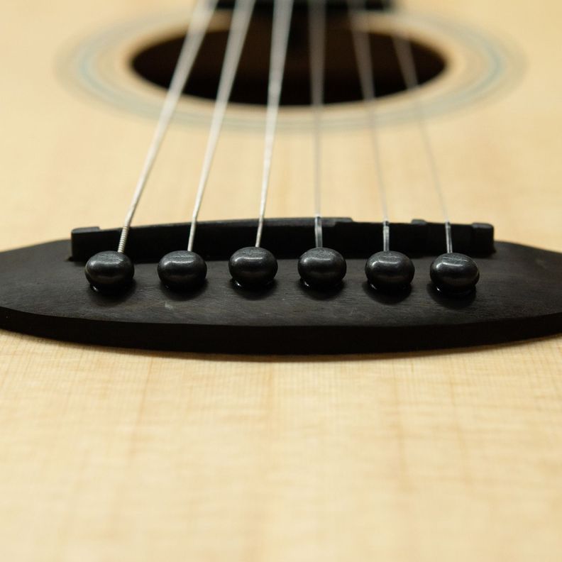 Guitarra Travel Mahori Nylon MAHN-3601EQ + Funda-2