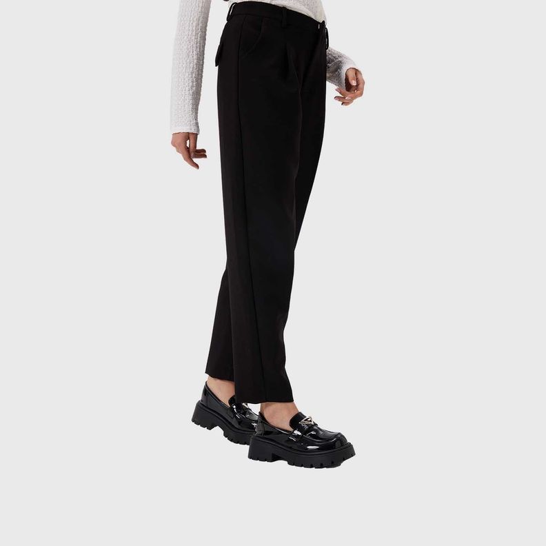 Pantalón Mujer Sastrero Calce Zanahoria Negro Fashion's Park-1