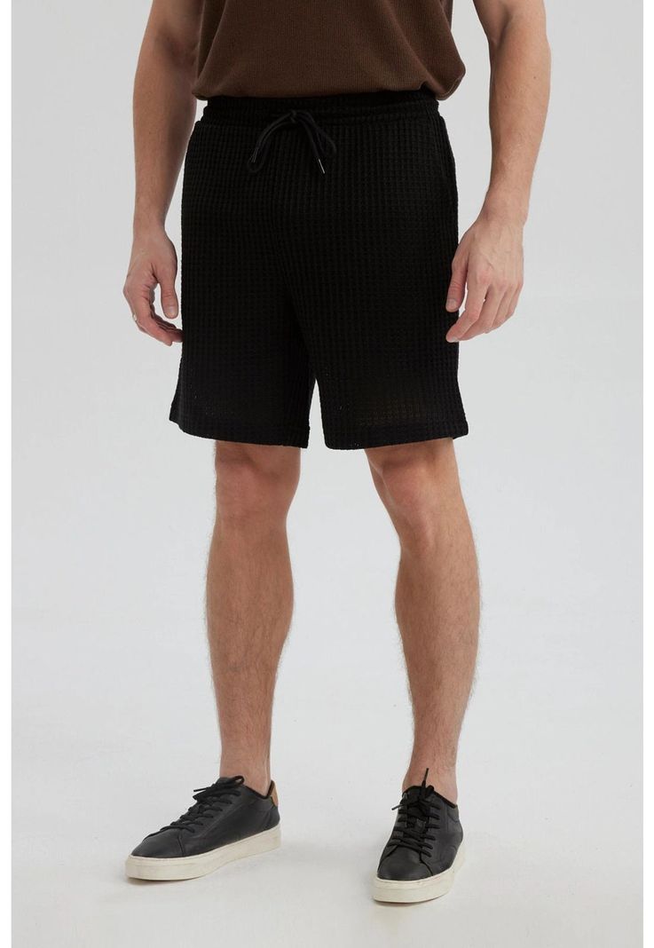 Bermuda Hombre Calce Recto Negro