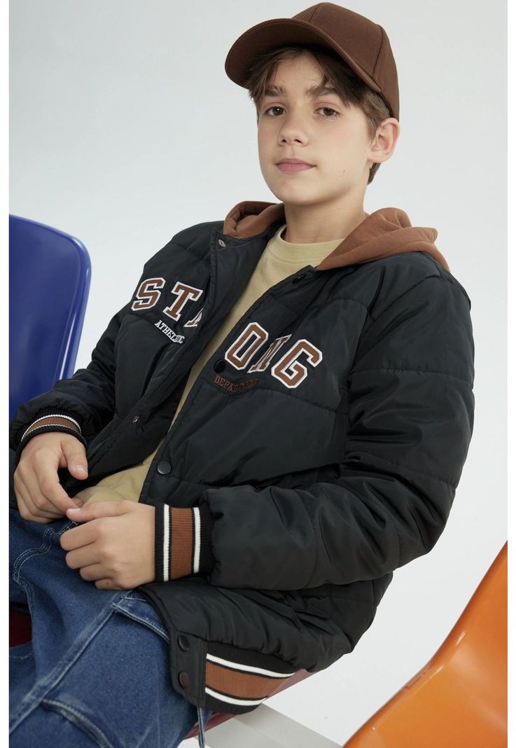 Parka Niño Con Gorro Negro