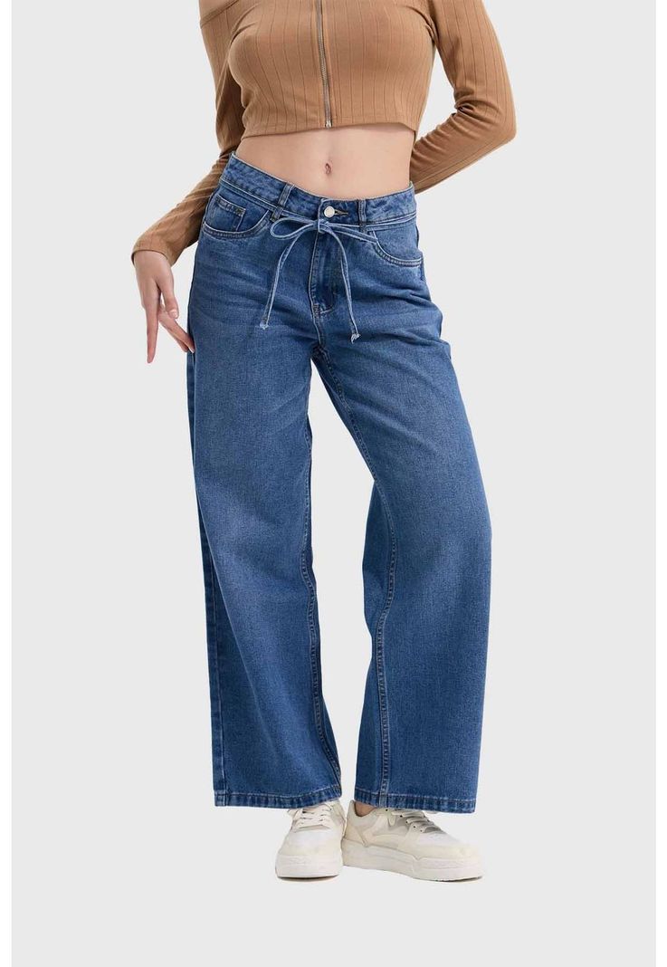 Jeans Mujer Calce Recto Cinturón Azul
