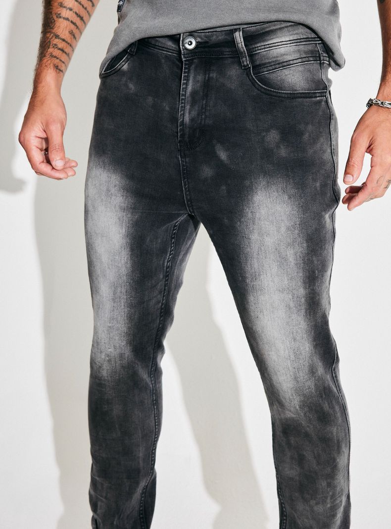 Jeans Tapered Fit Lavado Premium Manchado-2
