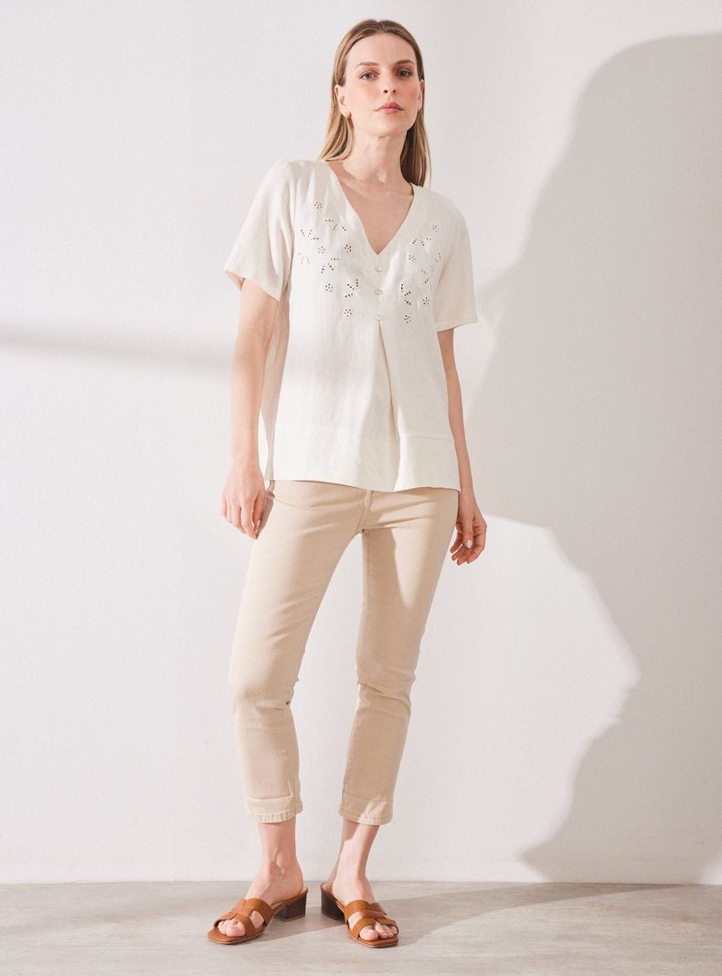 Blusa de Lino Bordada-4