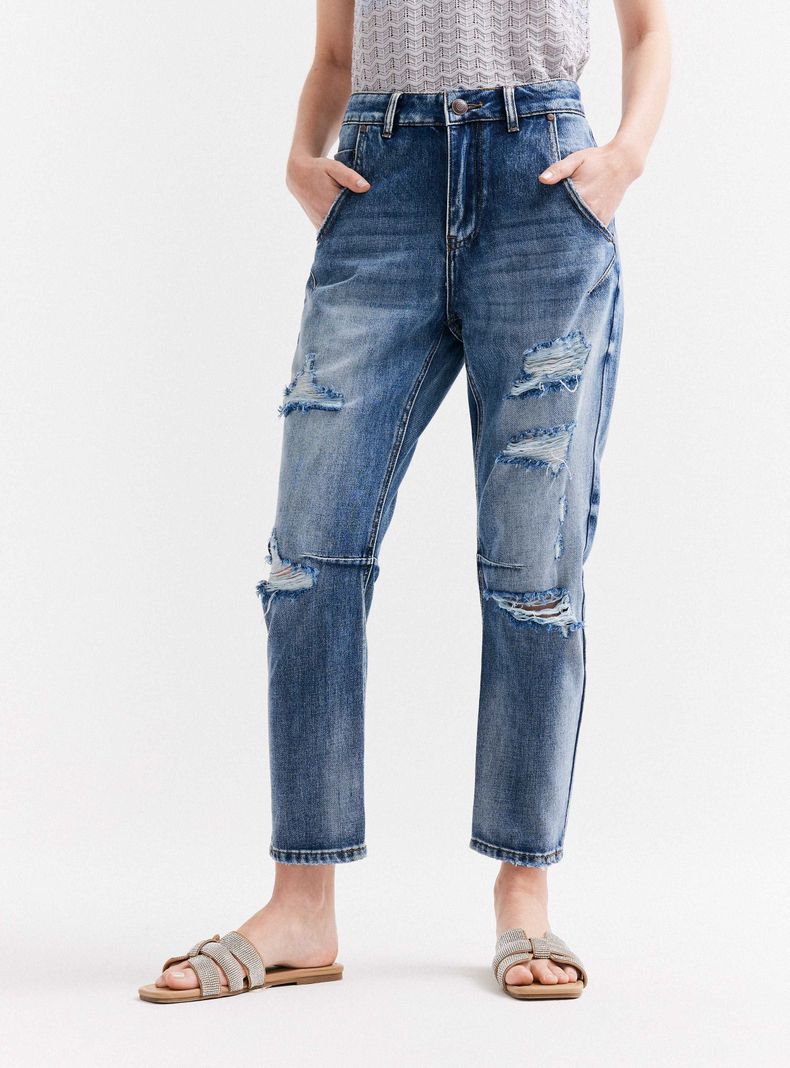 Jeans Carrot con Roturas-0
