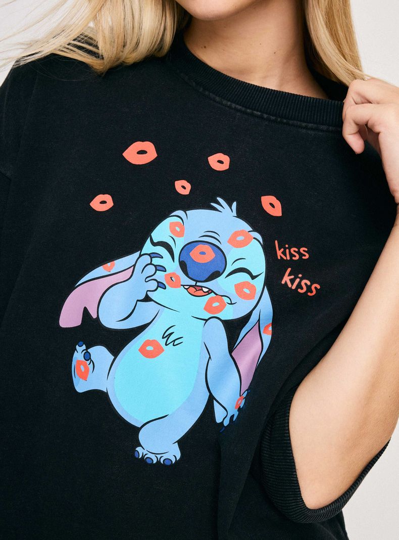 Polerón Licencia Stitch Besos-2