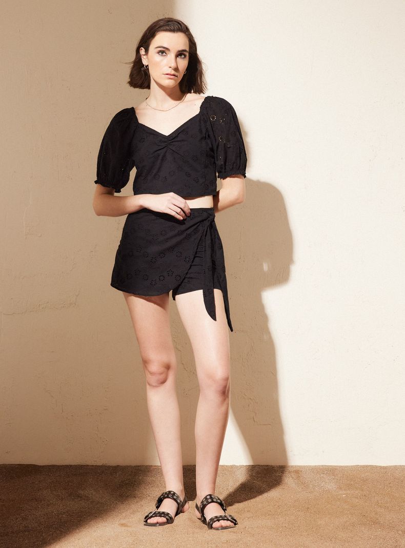 Falda Short Broderie-4