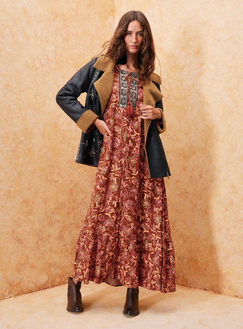 Vestido Estampado con Aplicación en Escote-0