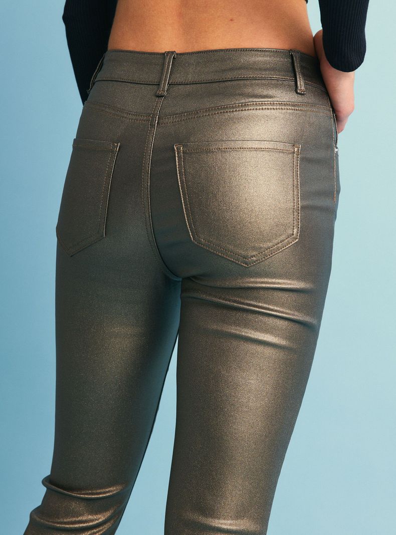 Jeans Fit Kick Flare Metalizado-3
