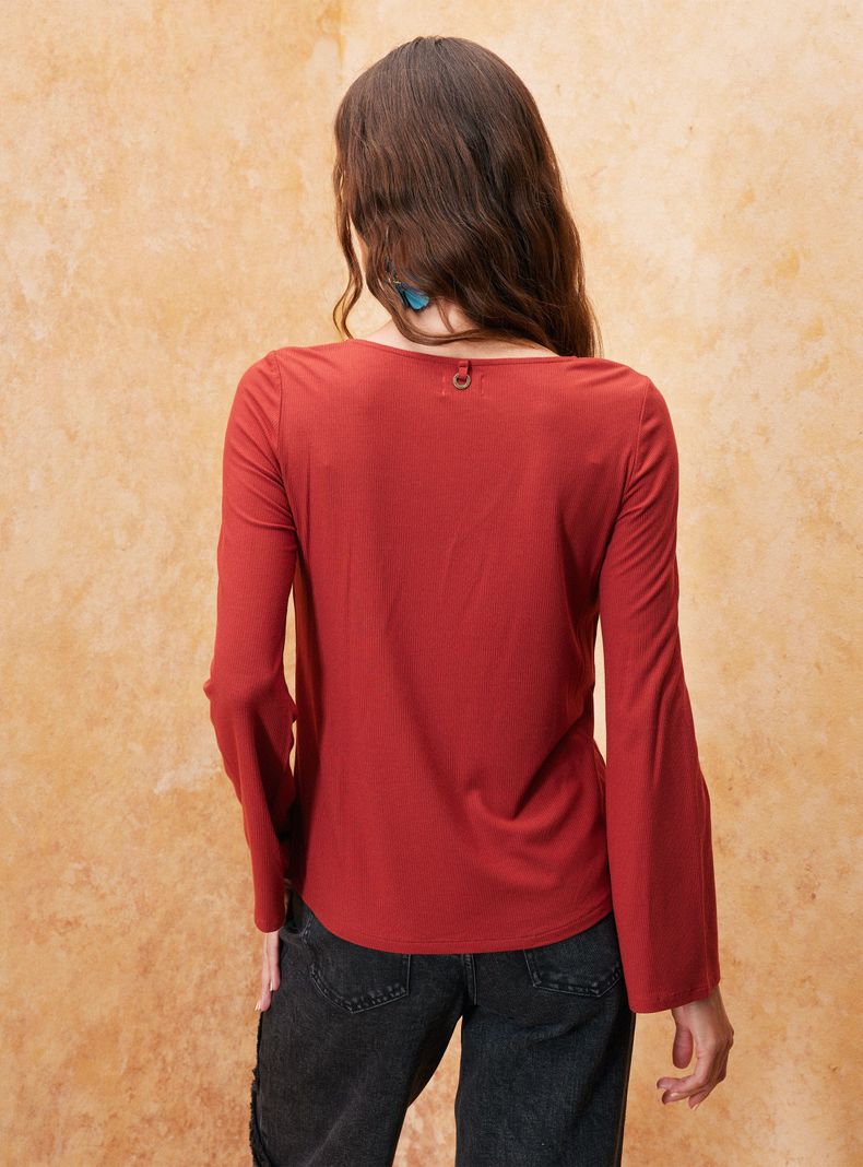 Polera Bordado en Hombros-1