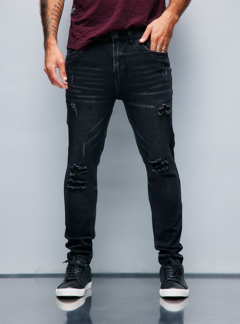 Jeans Roturas con Parche-0