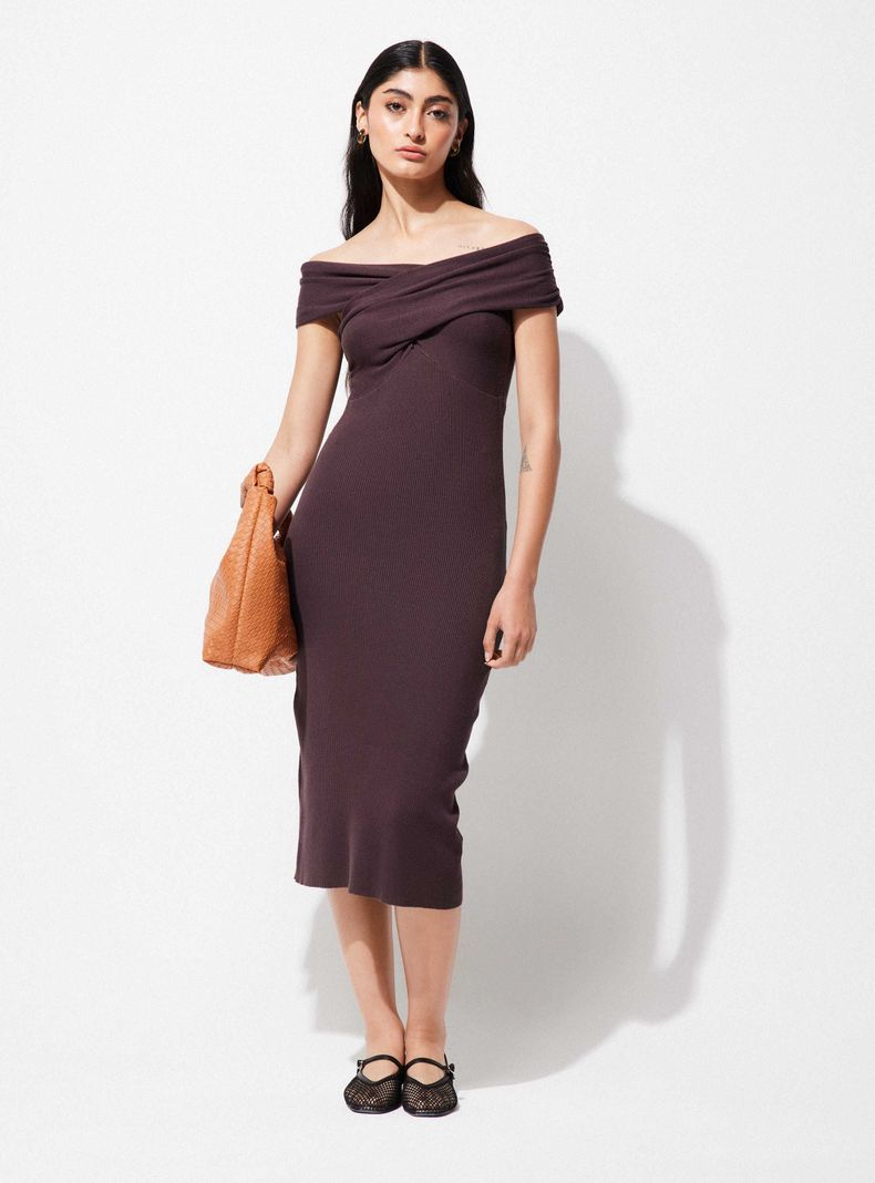 Vestido Ajustado Midi con Escote Cruzado-4