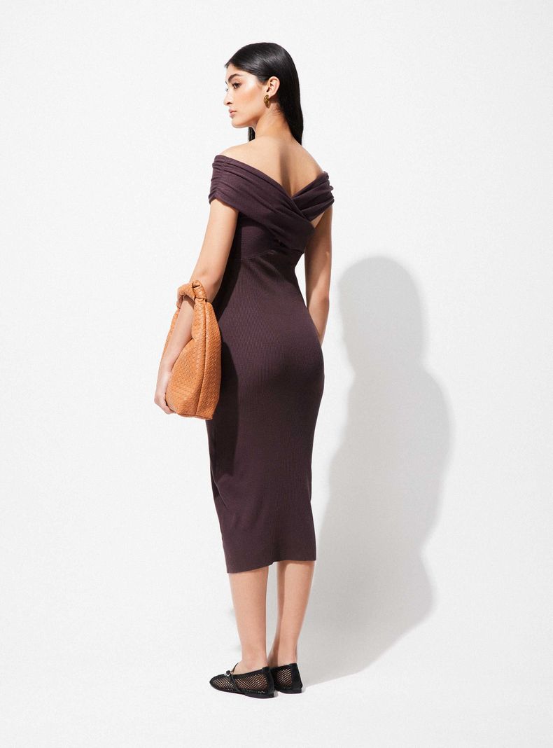Vestido Ajustado Midi con Escote Cruzado-5