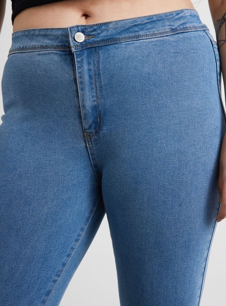 Jeans Tipo Leggins Tiro Medio-2