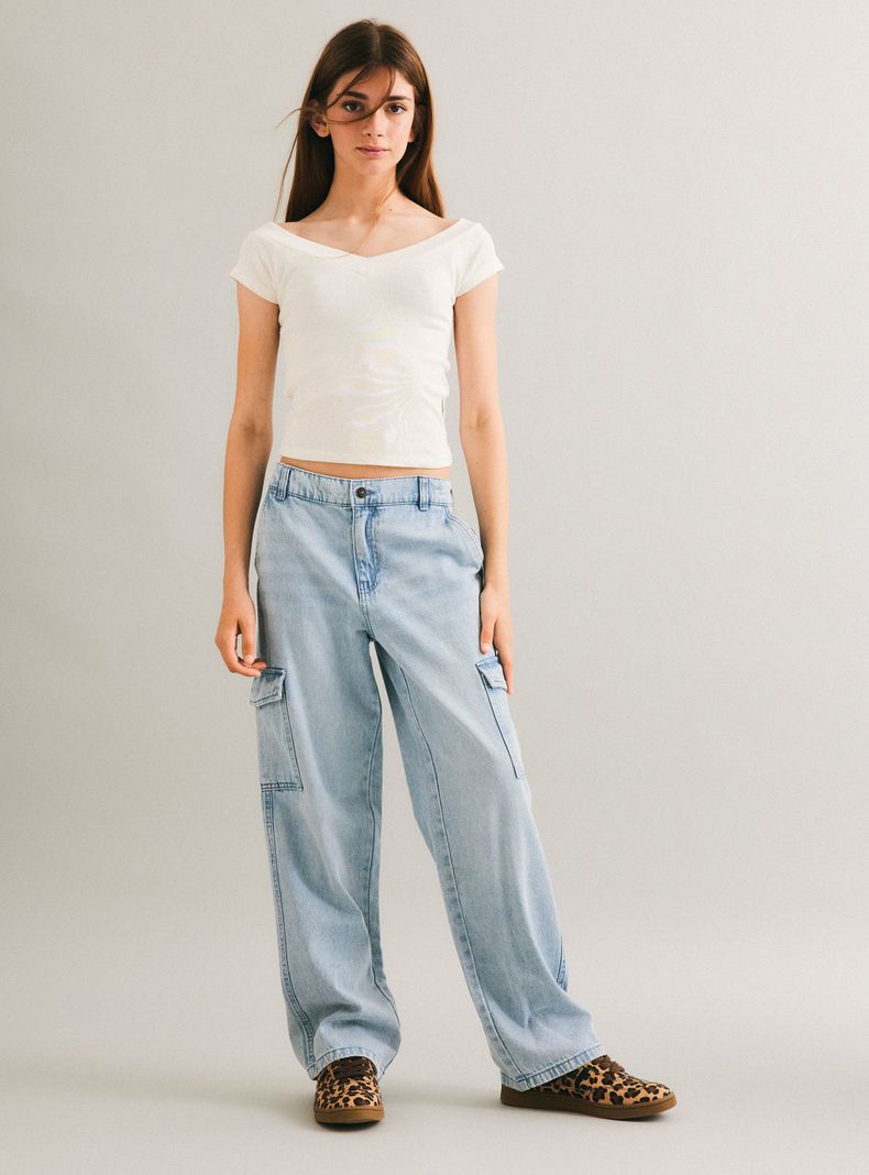 Jeans con Bolsillos Estilo Cargo-0