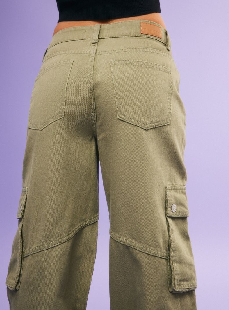 Jeans Bolsillos Cargo Color-3