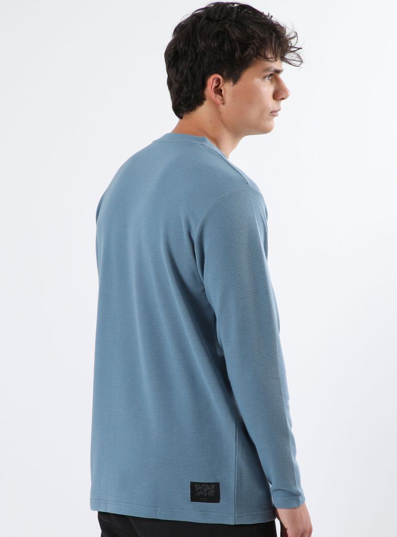 Polera Tejido Waffle Con Cuello Mao y Botones-1