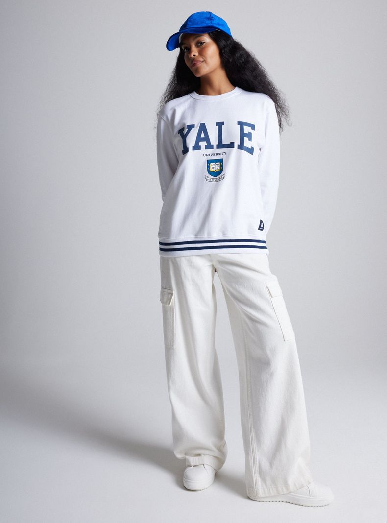 Polerón con Escudo Estilo Preppy Yale Manga Larga-3
