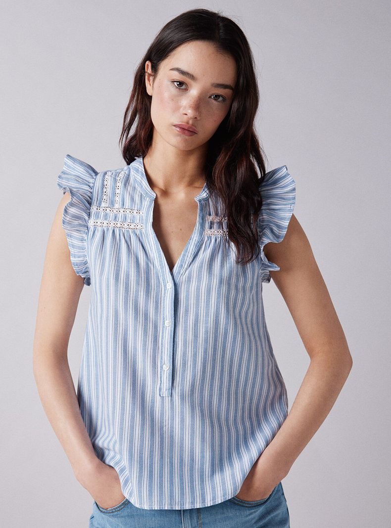 Blusa Lace Insertado