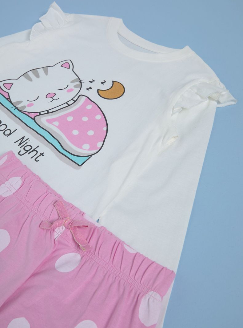 Pijama Estampado, Vuelos en las Mangas-2