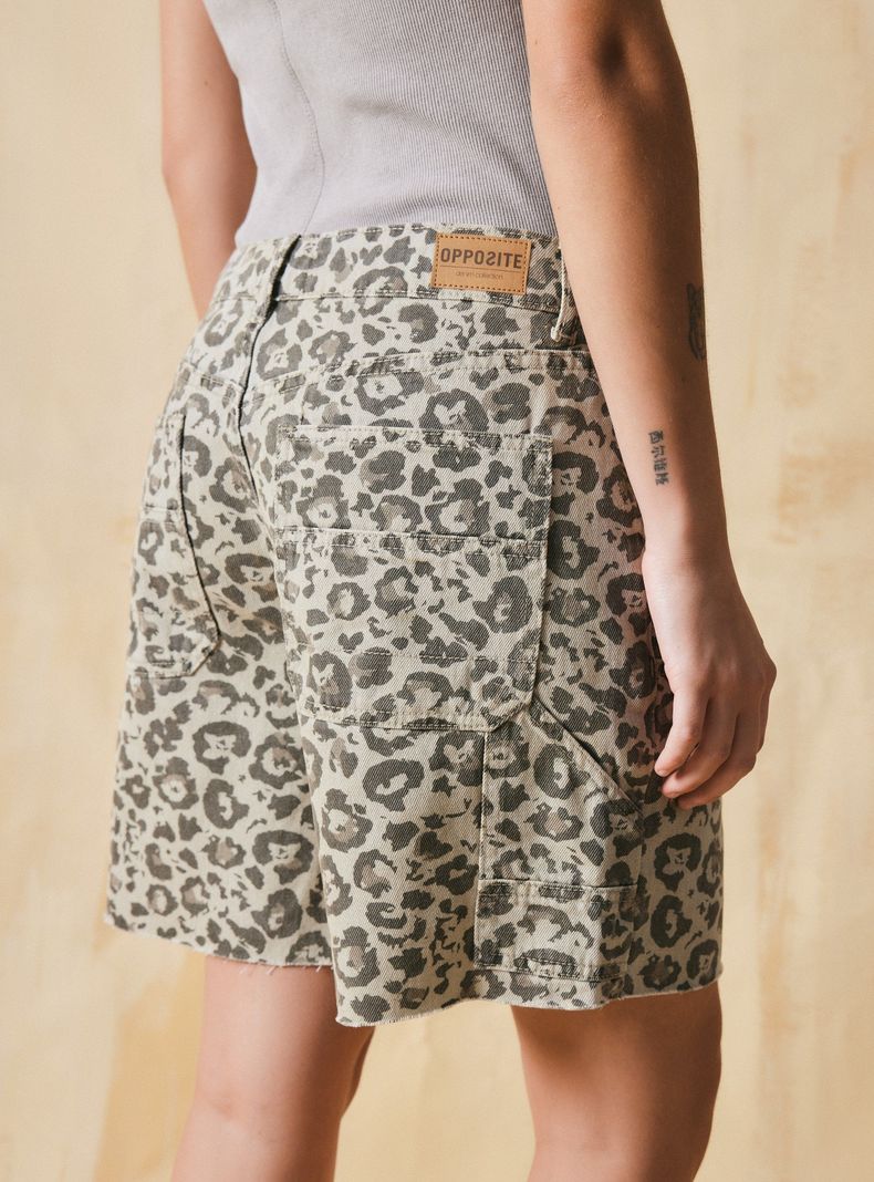 Short Bemuda Animal Print-3