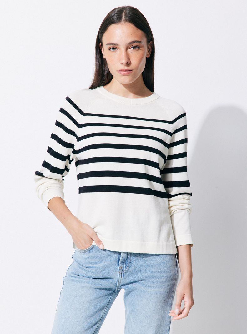 Sweater Rayado con Abertura al Costado-0