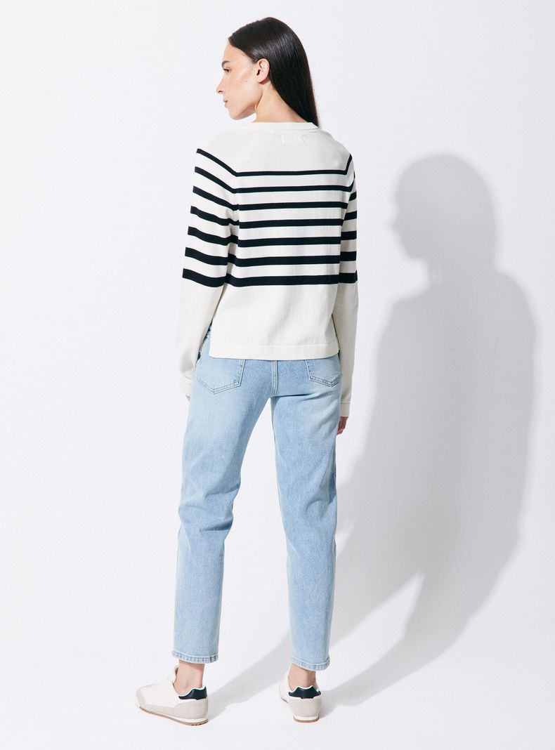Sweater Rayado con Abertura al Costado-5