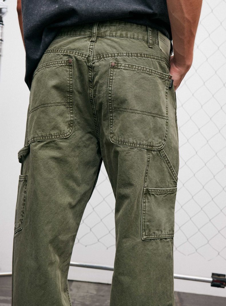 Pantalón Carpintero Bolsillo Parche-3