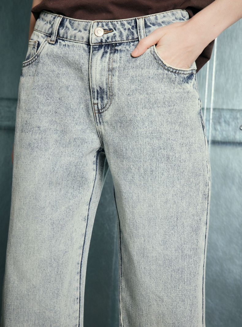 Jeans Pierna Ancha Lavado Medio-2