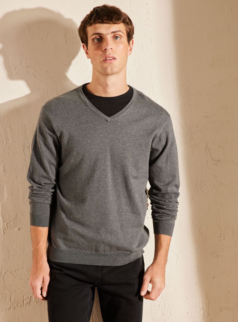 Sweater V-Neck Básico-0