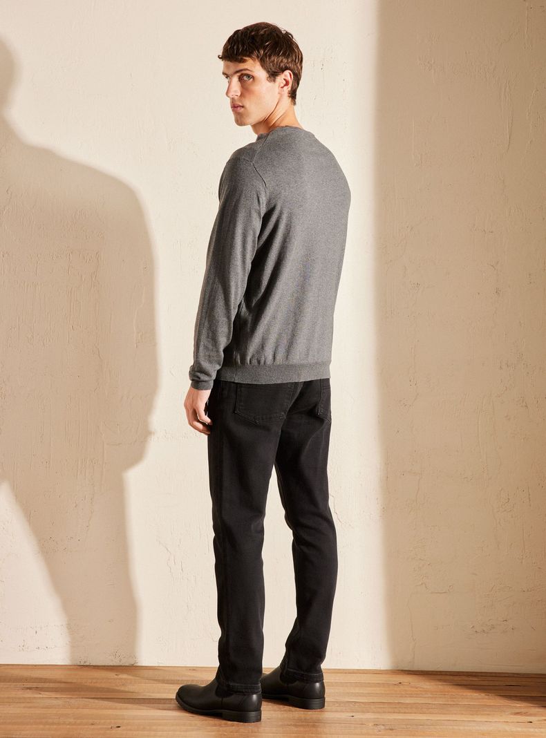 Sweater V-Neck Básico-5