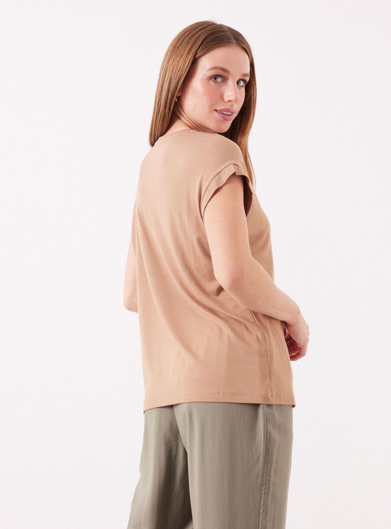 Polera Corte en Hombro-1