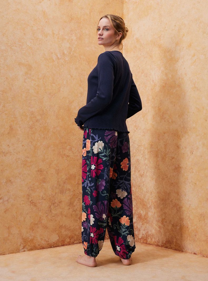 Pijama con Top en Tela Tipo Waffle y Pantalón Estampado-5