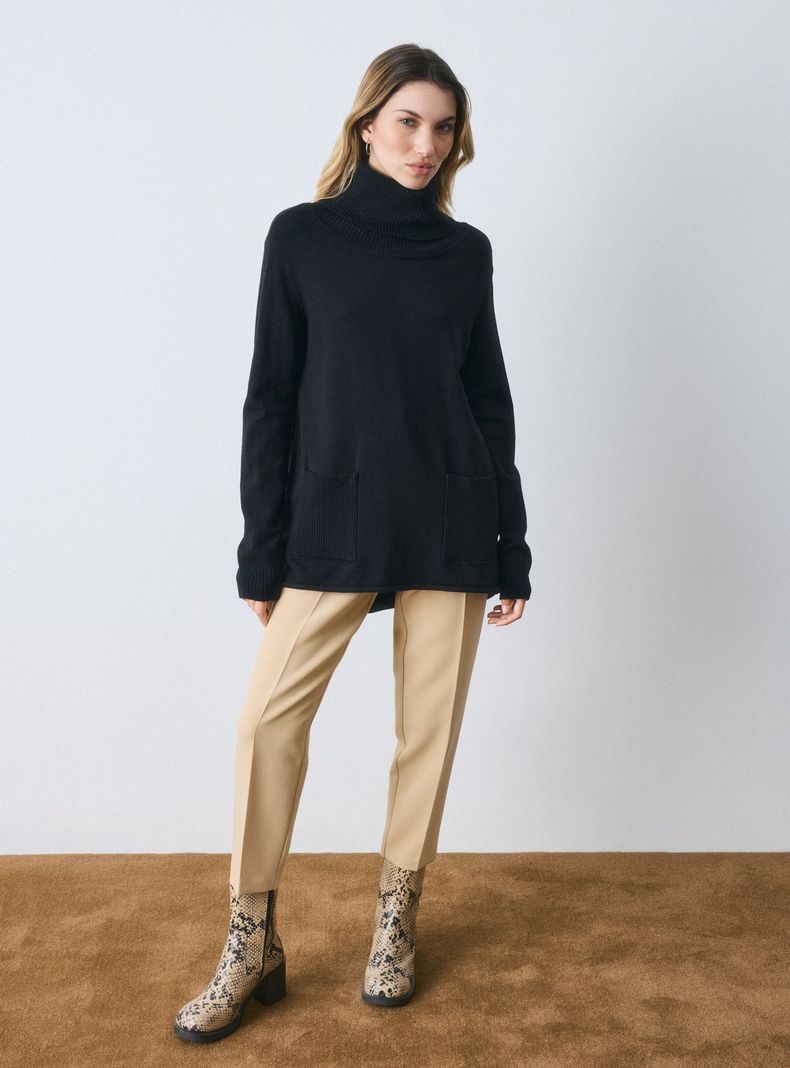 Sweater Cuello Alto con Bolsillos-4