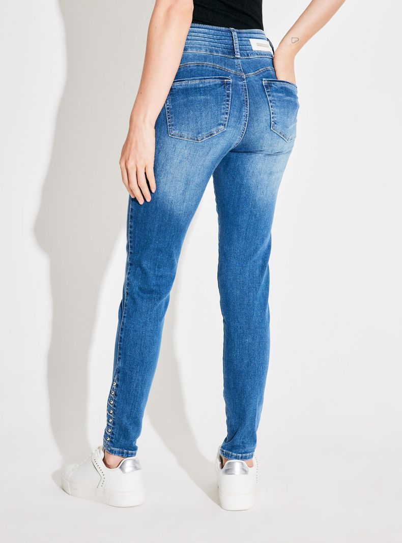 Jeans Push Up Pretina Ancha Bota con Strass-1