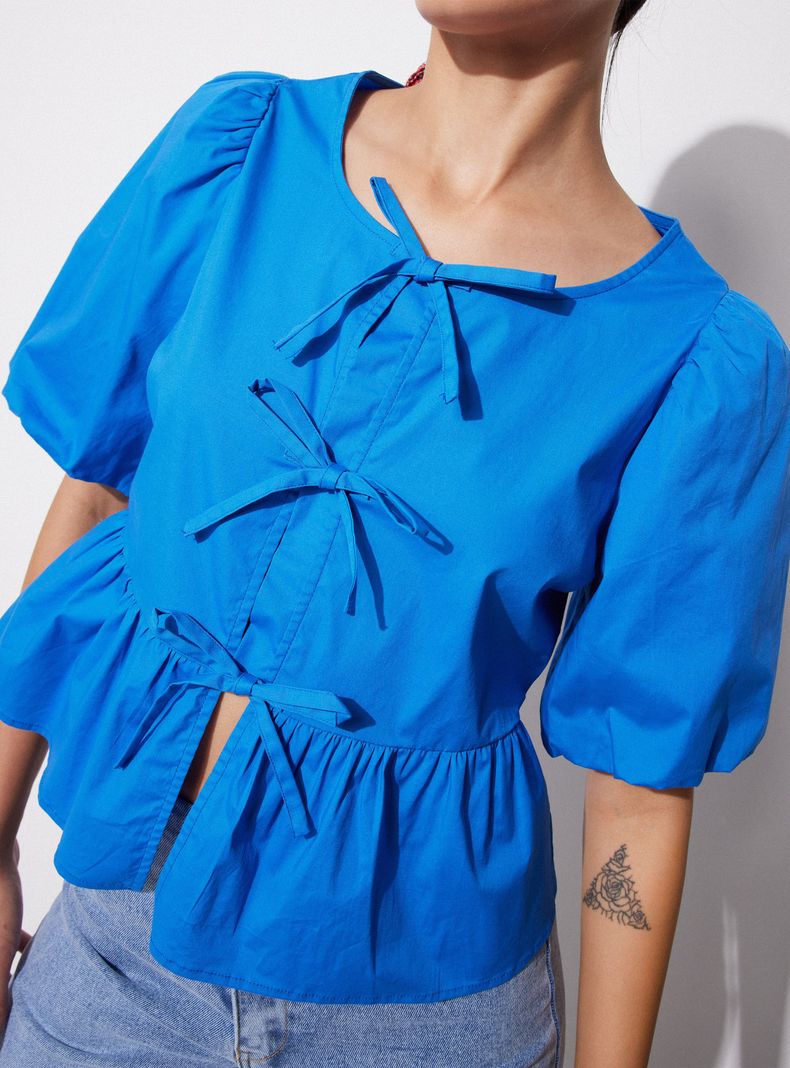 Blusa Manga Aglobada Corte Peplum con Lazos-3
