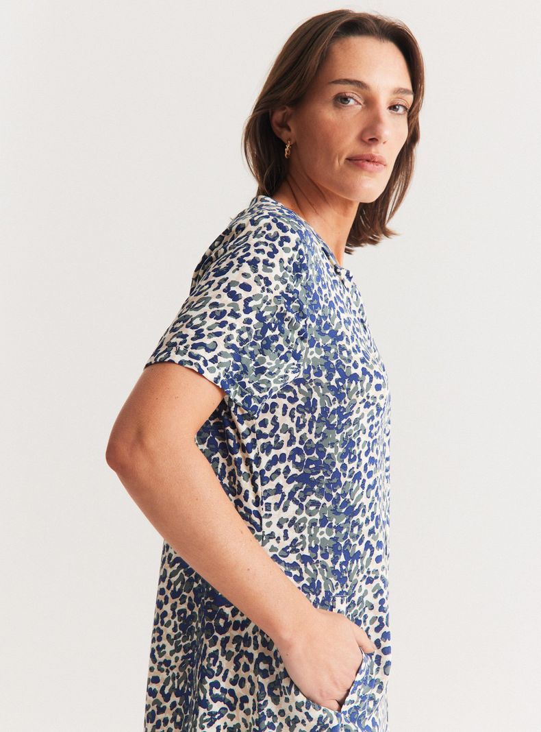 Vestido Camisero Estampado Escote V-3