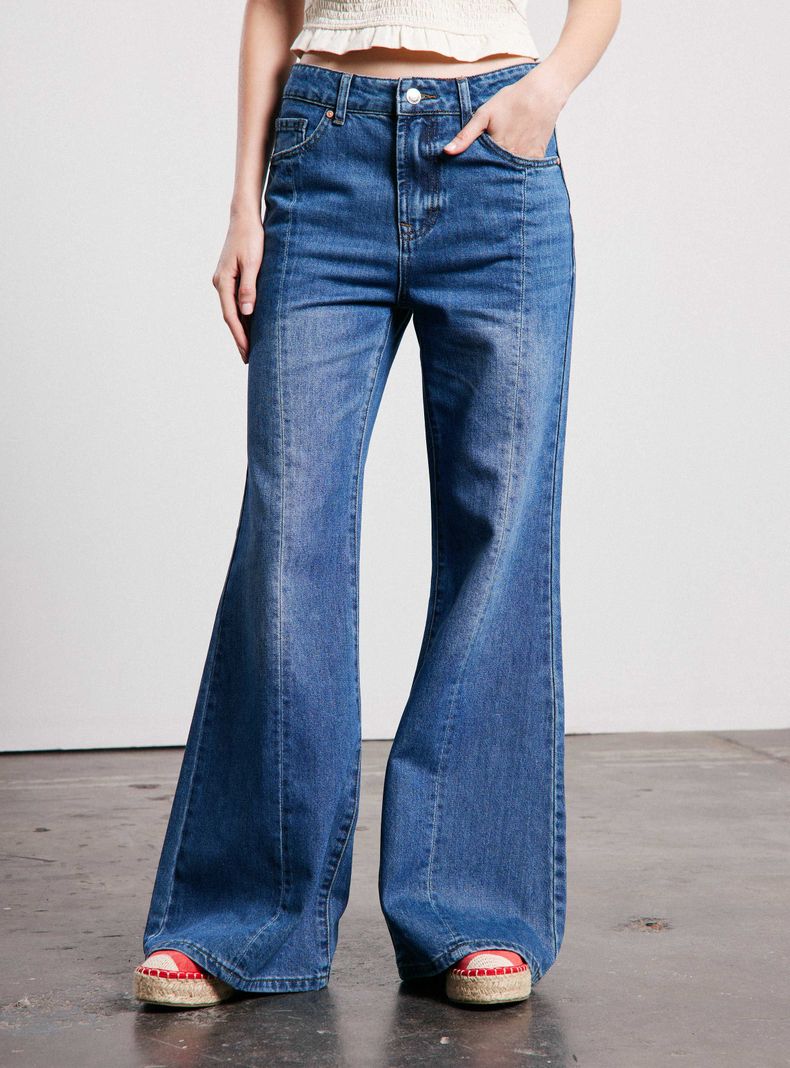 Jeans Flare Corte Delantero-0