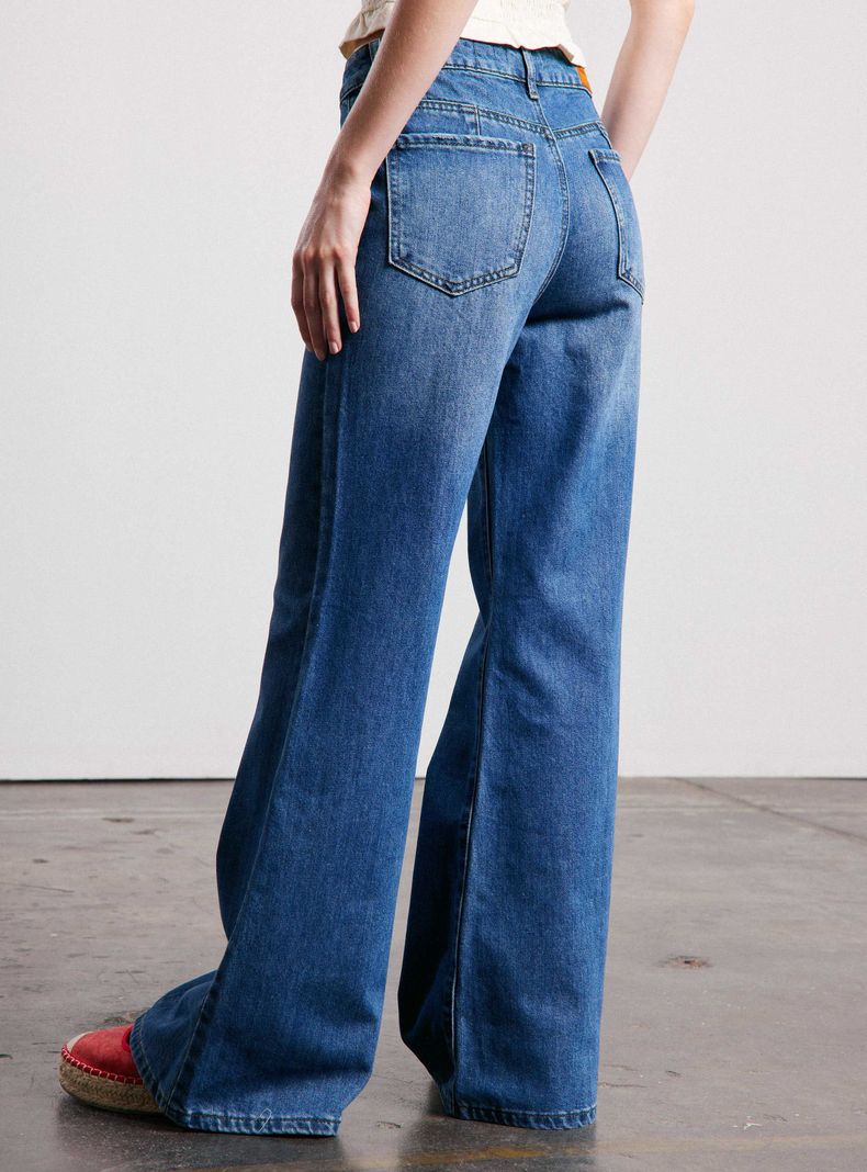 Jeans Flare Corte Delantero-1