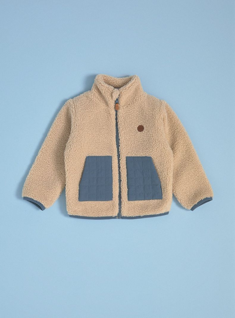 Chaqueta con Bolsillo en Nylon-0