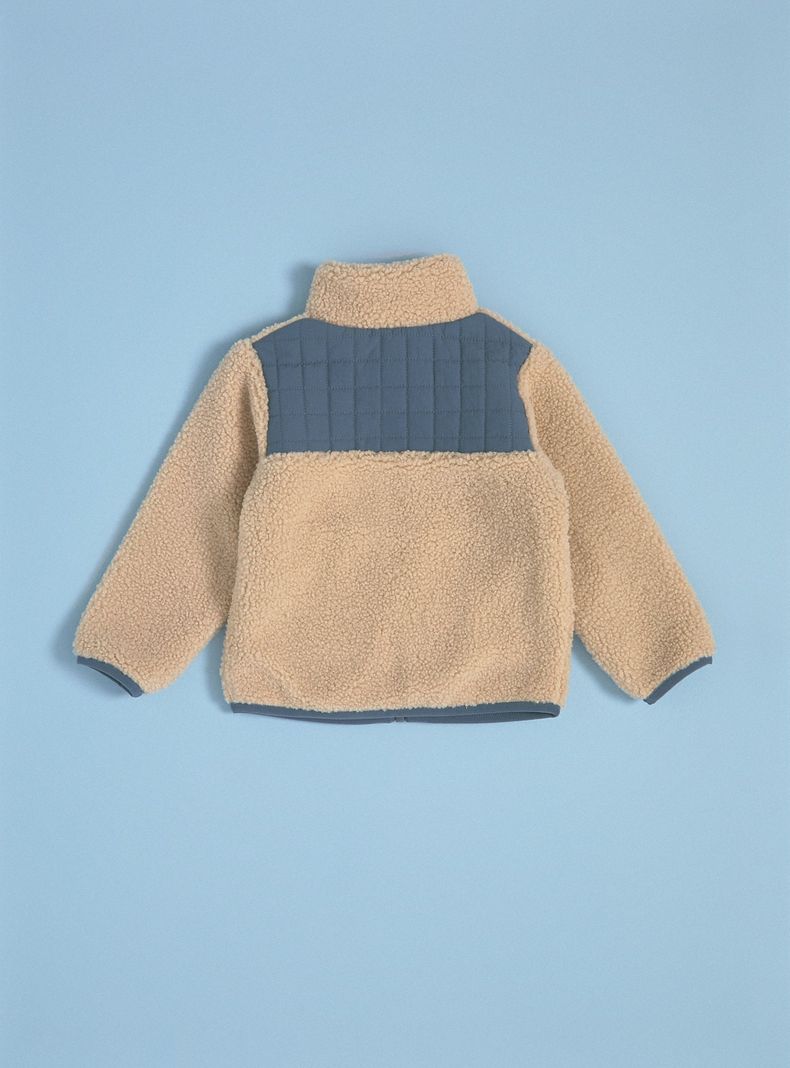 Chaqueta con Bolsillo en Nylon-1