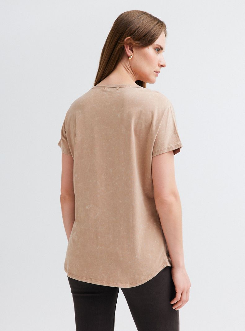 Polera Estampado Logo Metalizado-1